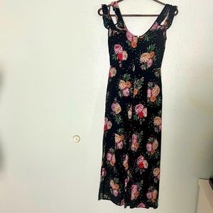 TopShop Romper Back Zip Close Black/Floral Size 0